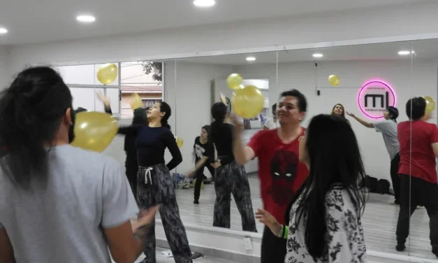 Movimiento Esencial — Primera edición